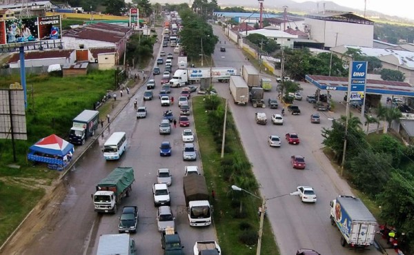 Más de 40,000 sampedranos adeudan matrícula vehicular