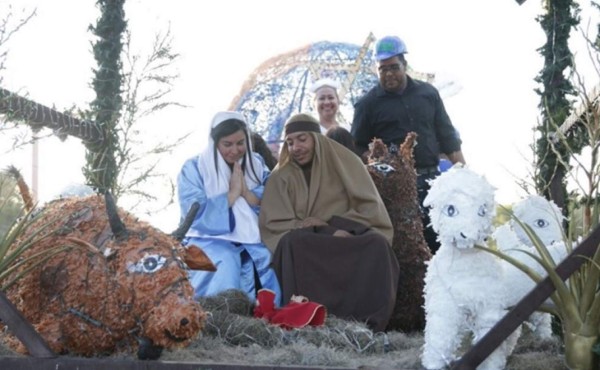 Calles de Tegucigalpa se llenan de color y alegría con la Navidad Catracha