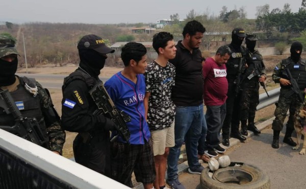 Detienen a siete acusados por transporte de drogas en Comayagua