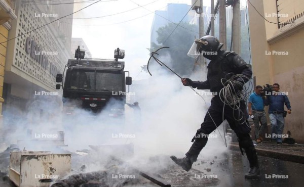 Congreso Nacional de Honduras suspende sesión por disturbios