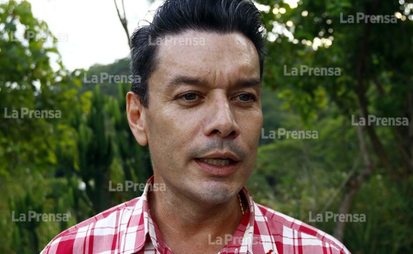 Liberan al periodista Víctor Manuel Pineda