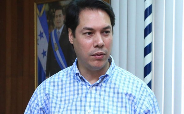 'Hoy solo se facturan L900 millones en telefonía fija”