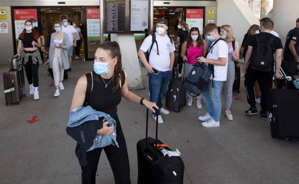 España prorroga medidas para ayudar a los más vulnerables en la pandemia