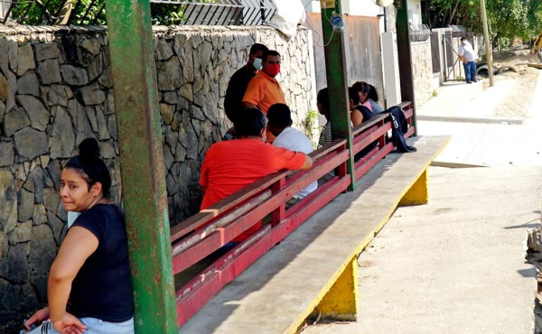 Asaltantes ultiman a balazos a guardia de seguridad en robo a hotel