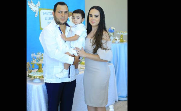 Bautizo de Gilberto Elías Moreno Vega