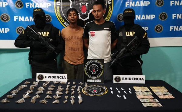 FNAMP captura a supuestos vendedores de droga de La Ceiba