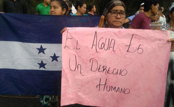 Tegucigalpa: Pobladores de 10 comunidades exigen agua potable