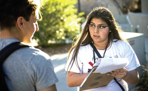 Ofensiva para que más latinos voten en EE.UU.