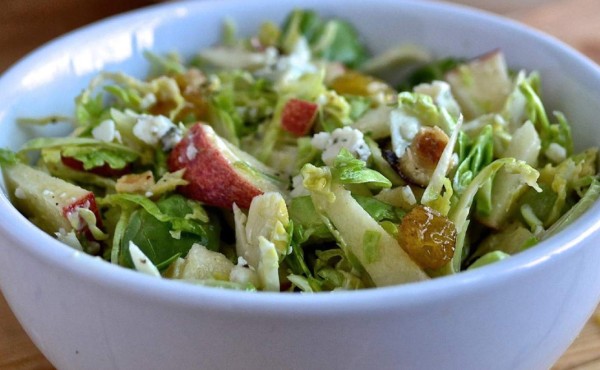 Ensalada de manzana y lechuga