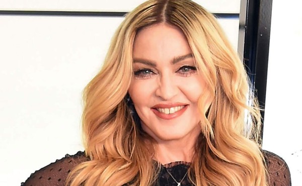 Polémica foto de Madonna con su hija celebrando Año Nuevo