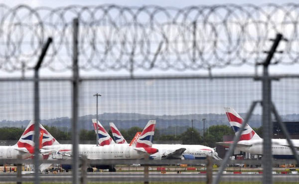 Italia detecta un caso de nueva cepa del coronavirus tras suspender vuelos con Reino Unido