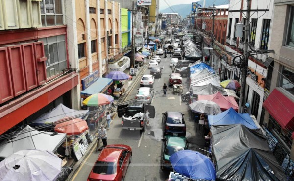 El desorden sigue en el centro de San Pedro Sula