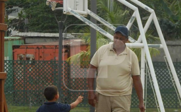 Sicarios en motocicleta ultiman a dueño de taller en San Pedro Sula