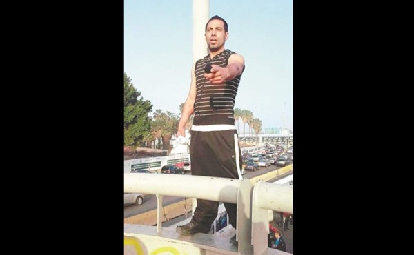 Migrante hondureño intenta quitarse la vida en México