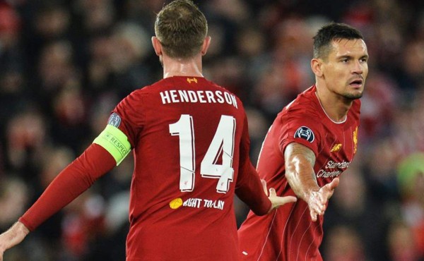 Liverpool se lleva un susto en Anfield ante Nápoles