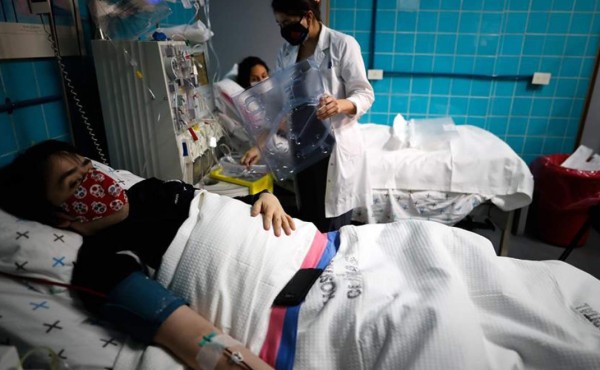 COVID-19 deja su jornada más letal en Argentina con 153 muertes y 6,377 casos