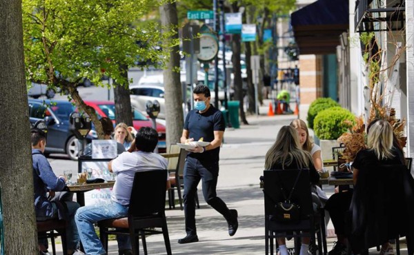 Unos 300,000 trabajadores vuelven a sus puestos en Nueva York en la segunda fase