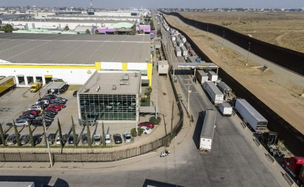 EEUU anuncia que frontera con México y Canadá seguirá cerrada hasta el 20 de agosto