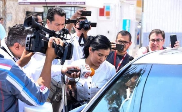 Mujer violada y torturada por policías durante 15 horas queda libre