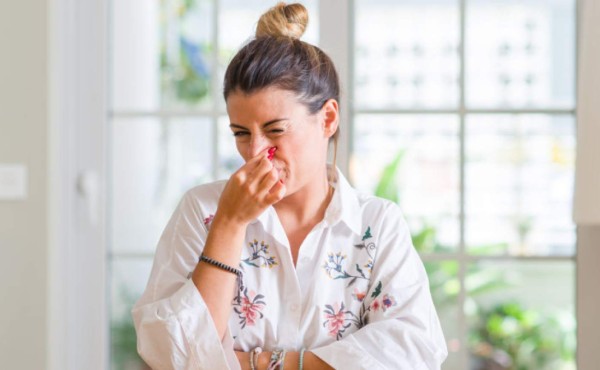 Truco efectivo para eliminar el olor a frito en la casa