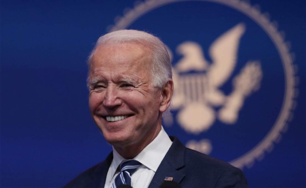 Biden tranquiliza a sus aliados asiáticos sobre sus compromisos en Defensa