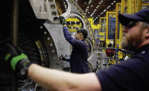 Trump hereda una economía con buena salud, pero múltiples retos