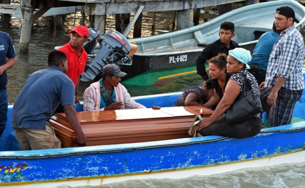 Identifican a un nicaragüense entre los 27 muertos tras naufragio en La Mosquitia