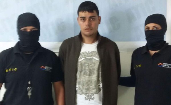 Ladrón cae cuando intentaba asaltar a un agente de la Atic