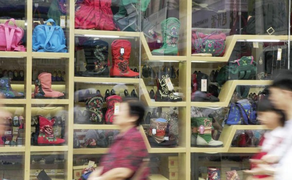 El resto del mundo lucha para adaptarse a la ‘nueva normalidad’ que impera en China