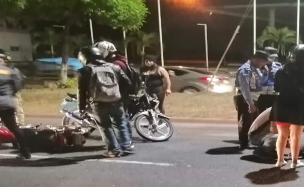 Motociclista pierde la vida en accidente en bulevar de Tegucigalpa