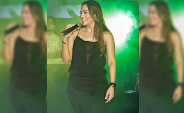 Rina Mandujano, la nueva voz de San Pedro Sula