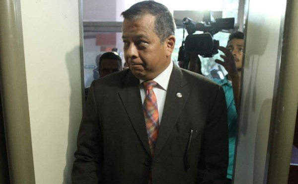 Informe contra Rosa Elena no tiene sustento, dice abogado