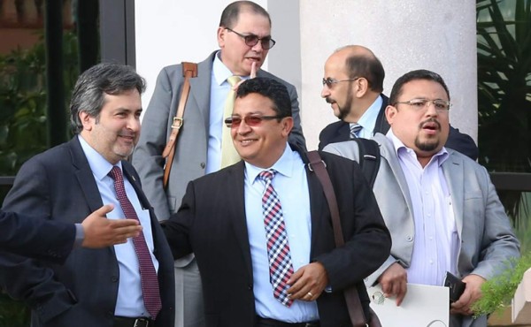 G-16 avala trabajo que realizan los depuradores