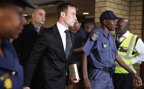 Pistorius obtiene la libertad bajo fianza