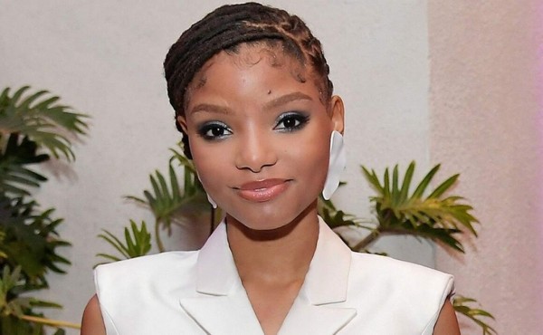 Defienden a nueva 'Sirenita' Halle Bailey ante críticas racistas