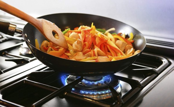 Consejos para lavar bien y fácil tus ollas