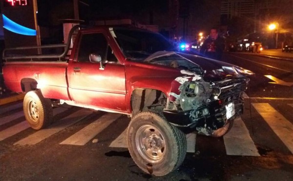 Fatal colisión deja un muerto y tres heridos en Tegucigalpa