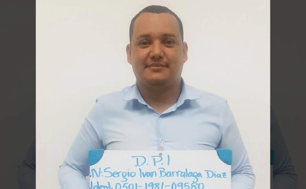 Cae por vender boletos de viaje falsos a Europa