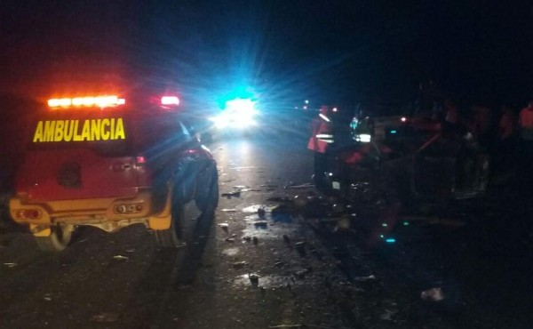 Un muerto y cuatro heridos deja choque en La Ceiba&nbsp;&nbsp;