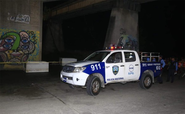 Identifican a víctimas de balacera anoche debajo del puente en Río Blanco