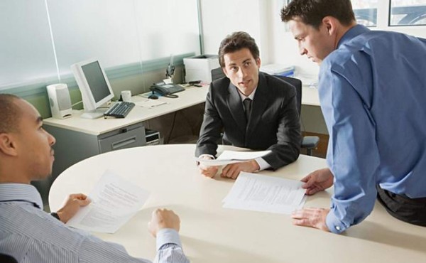 El poder, la verdadera moneda en las organizaciones