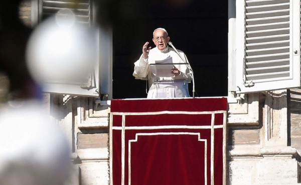 El papa Francisco invoca 'el don de la paz para todo el mundo'