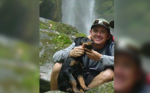 Hallan asesinado a ingeniero dentro de su vehículo en San Pedro Sula