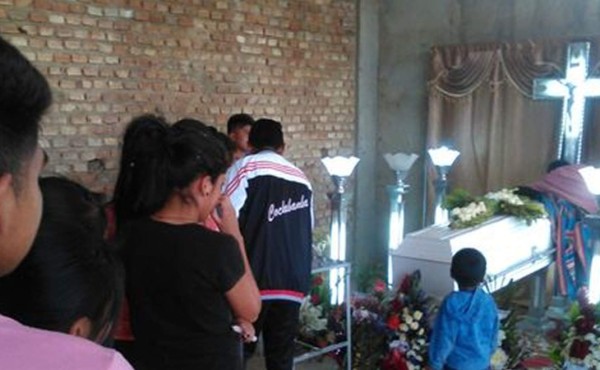 Adolescente es quemado vivo por pandilleros tras orden de su exnovia