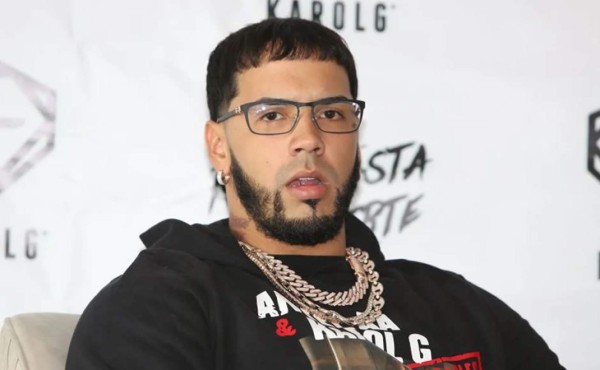 Padres de Anuel AA sufren tiroteo en su casa en Puerto Rico