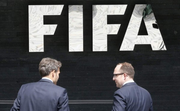 Suiza congela fondos a la FIFA por caso de corrupción