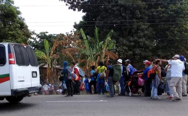 México frena el paso de 200 migrantes centroamericanos