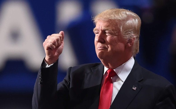 Donald Trump 'se niega a pagar la cuenta de un hotel'