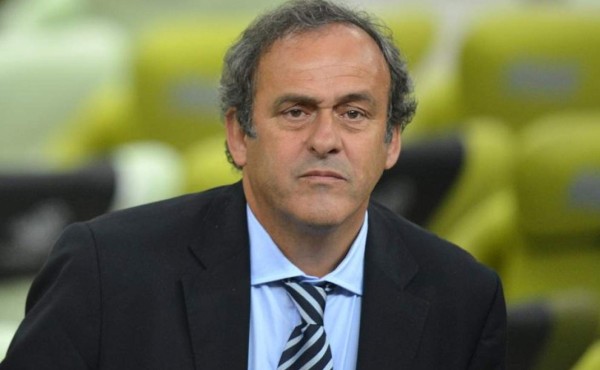 La Federación inglesa retira su apoyo a Platini