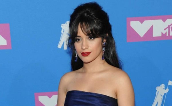 Camila Cabello muestra ser una fanática de Luis Miguel